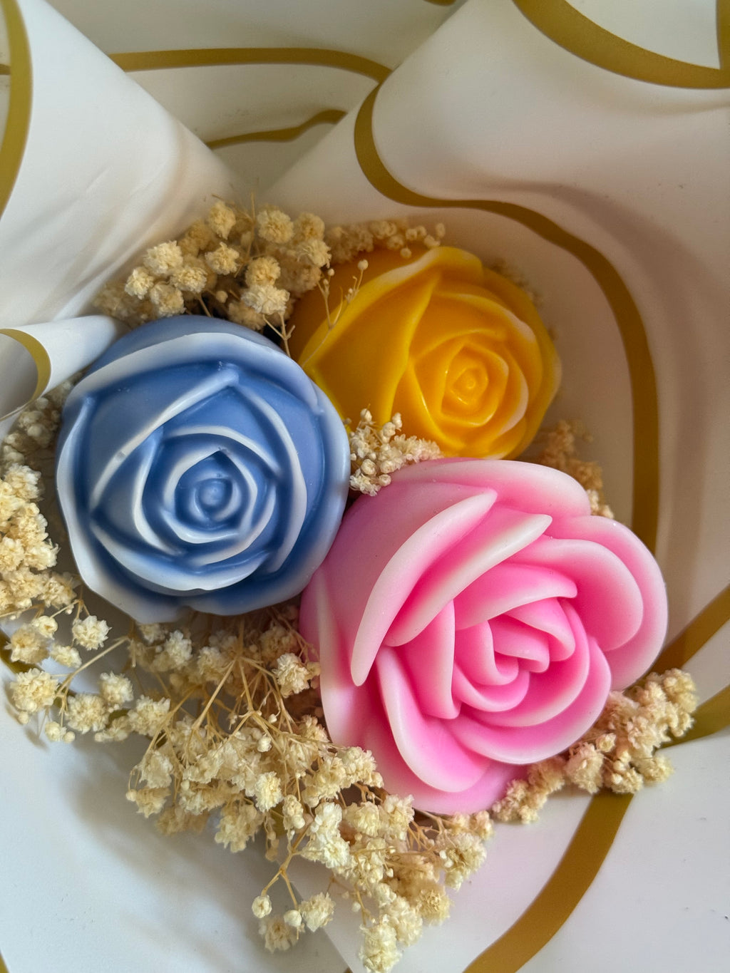 Bouquet senza scatola tre rose